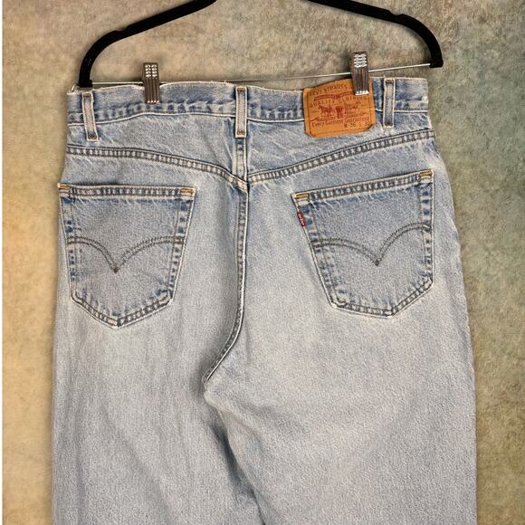 VTG Levis 901 Denim Jeans Mens Sz 36x32 Light Wash Relaxed Fit Straight Leg - Picture 6 of 10